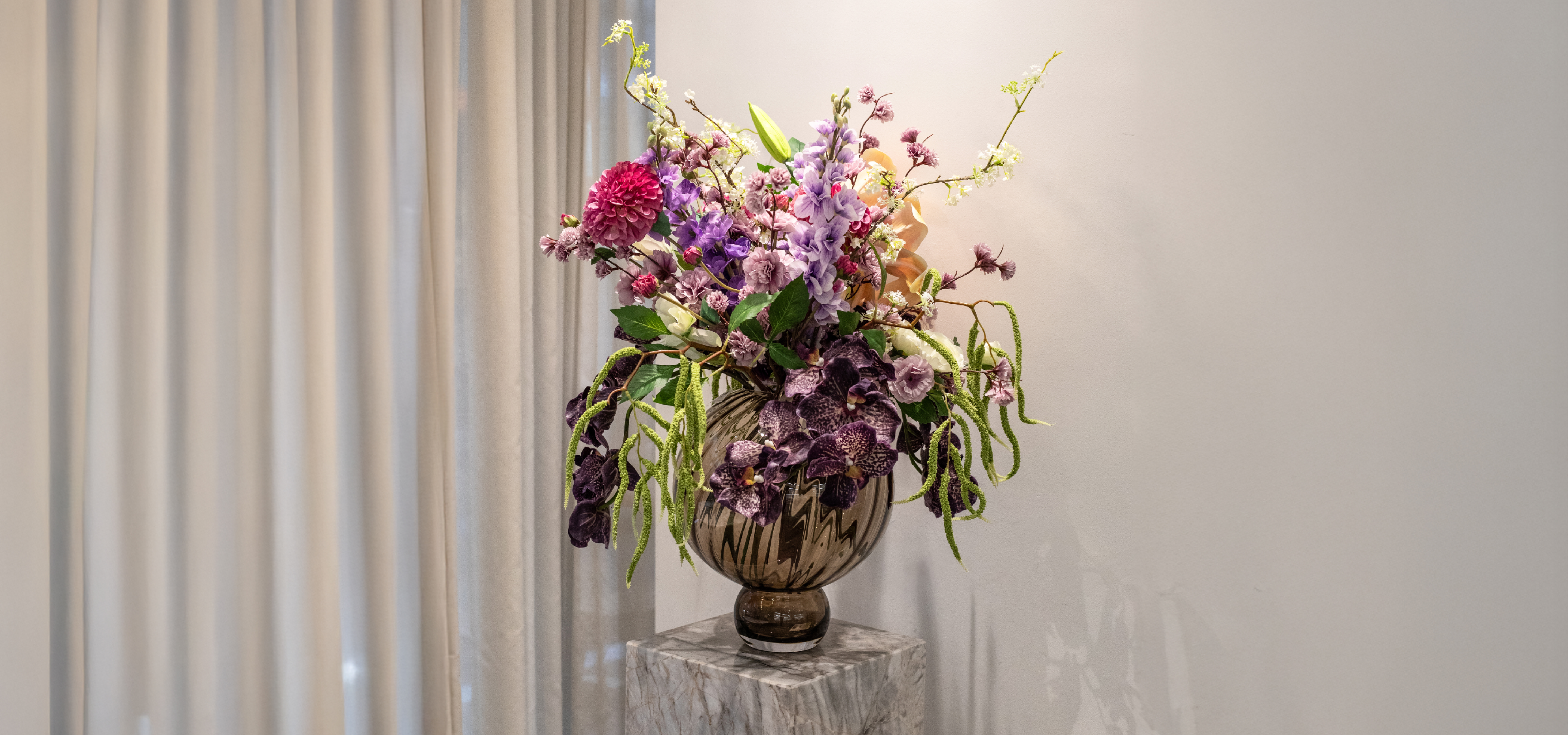 Kunstige hænge blomster