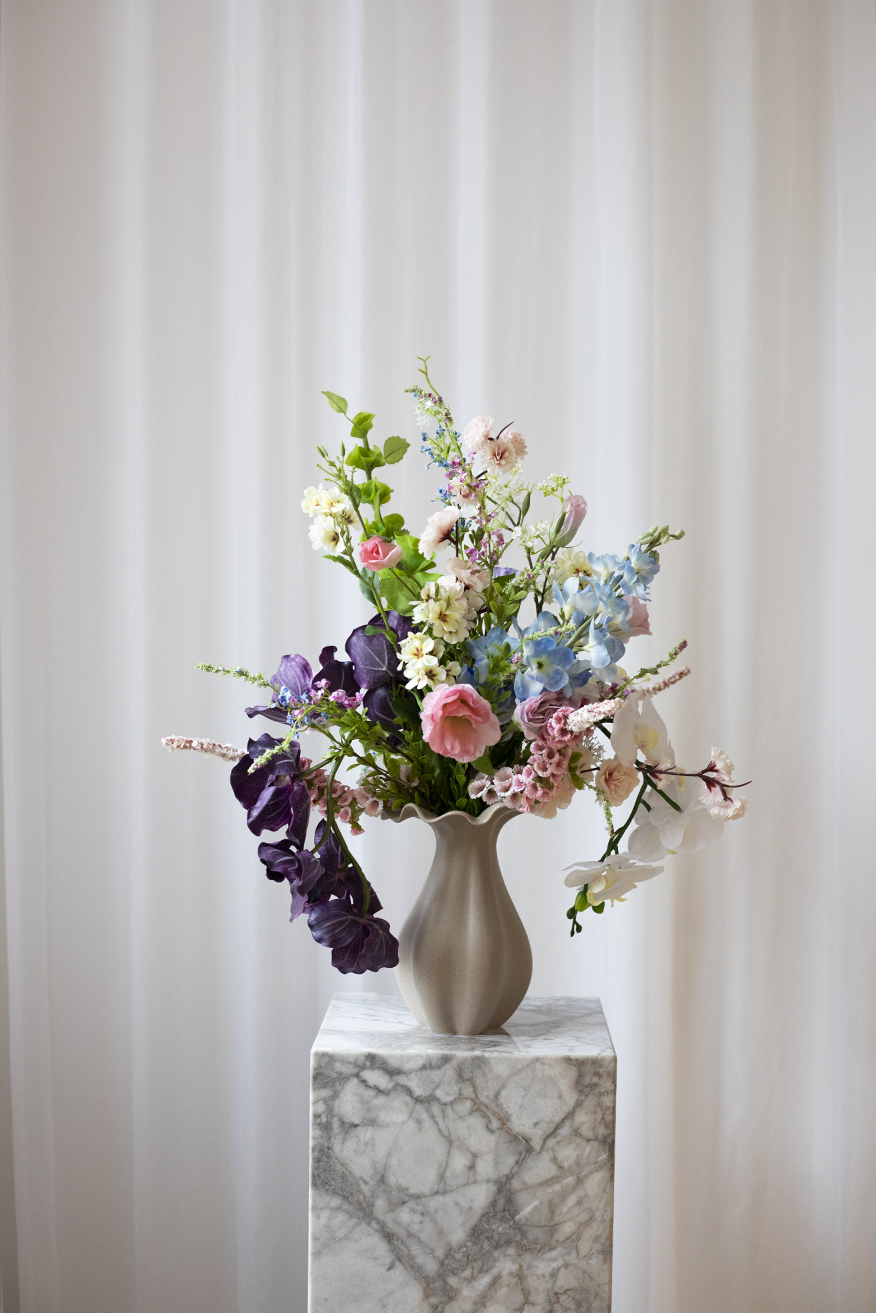 Buket farverig markblomst