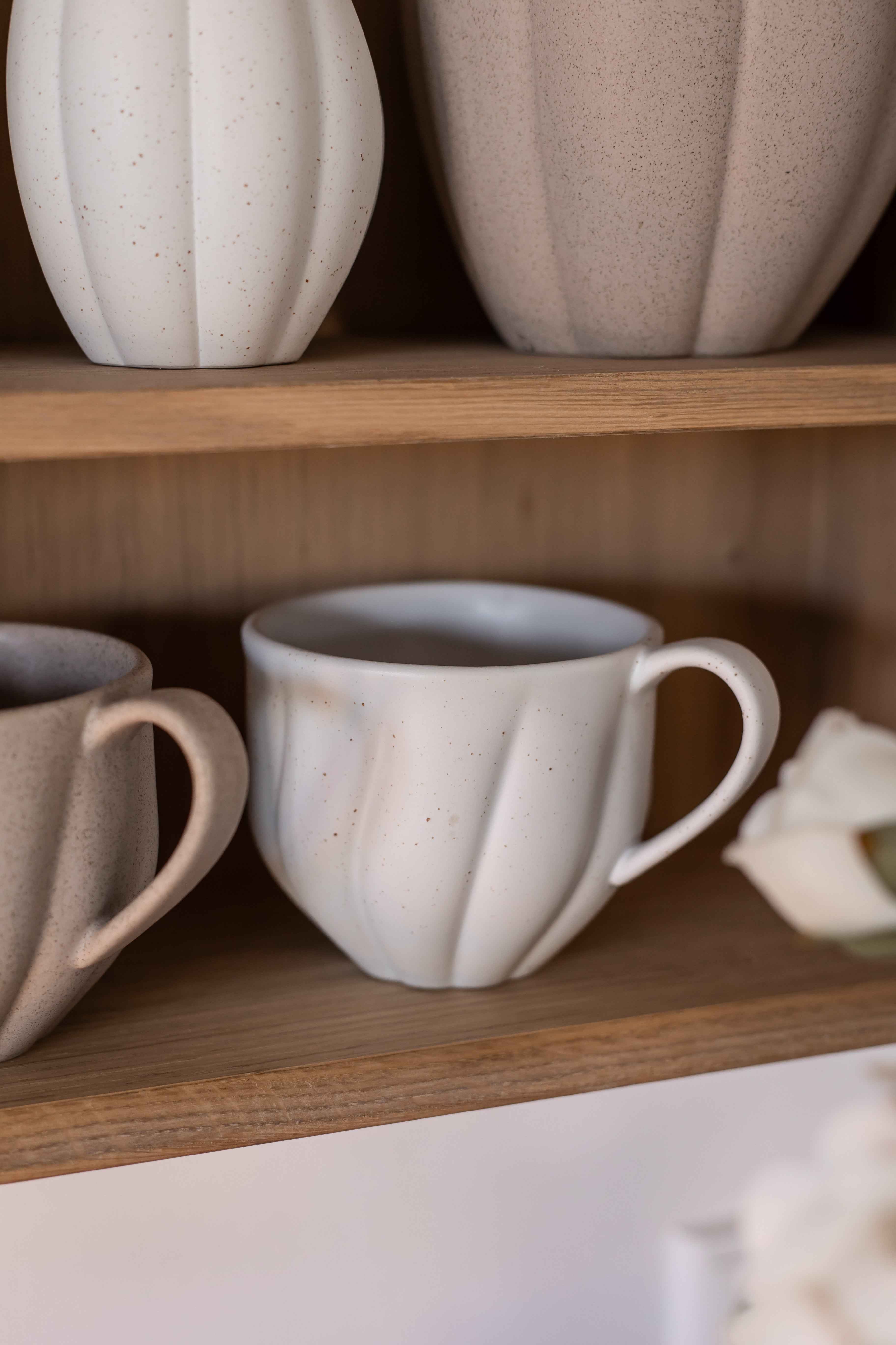 Nellie Kop - Med hank | Off White