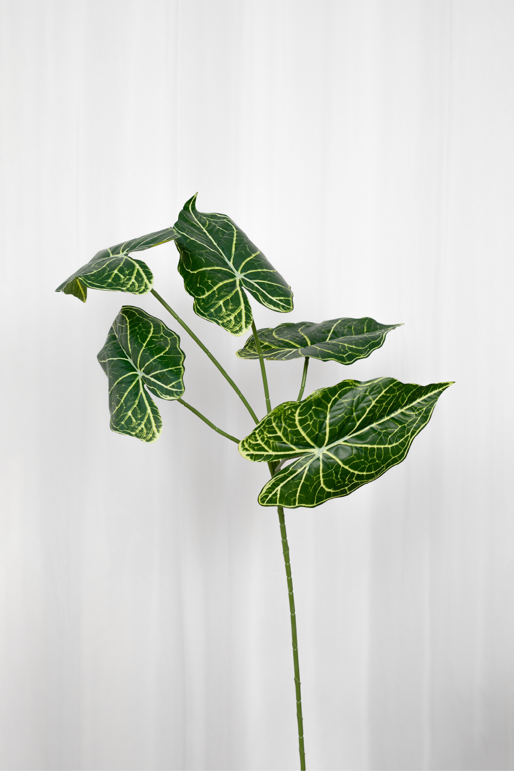 Kunstigt grønt blad.