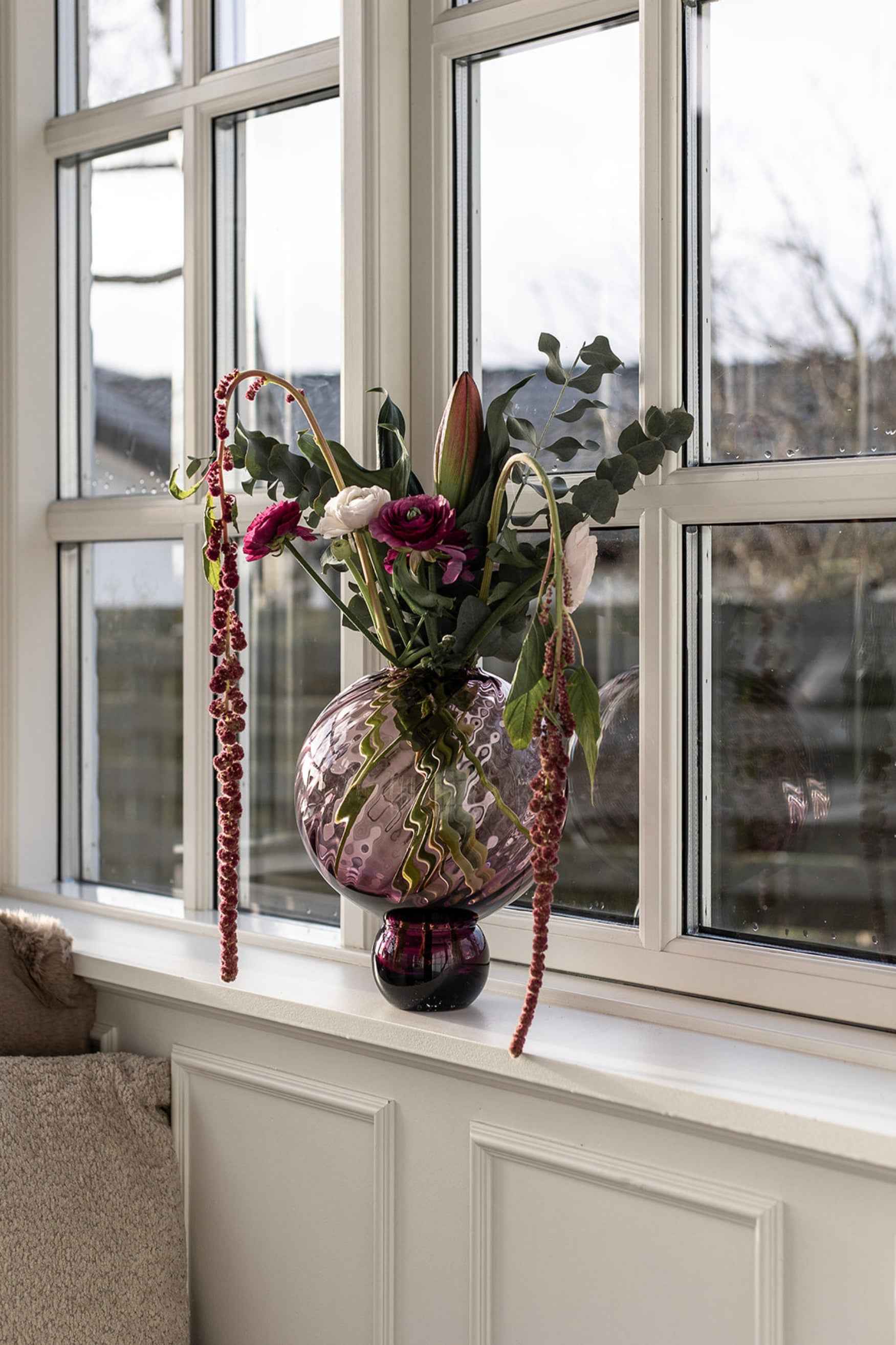 Meadow Swirl Vase - Plum | Mellem