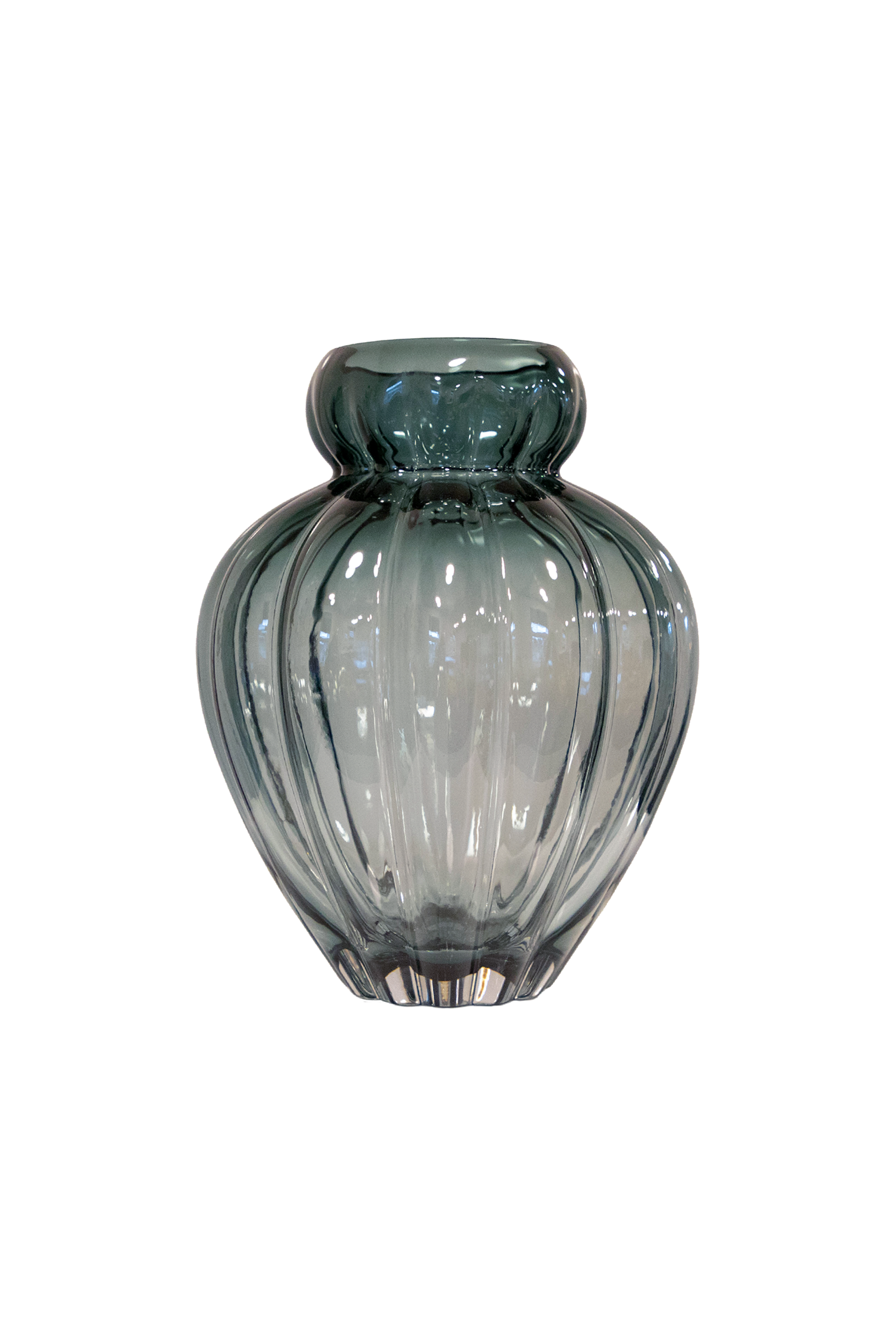 Detalje af struktur og form på Audrey mellem vase i petrol blue