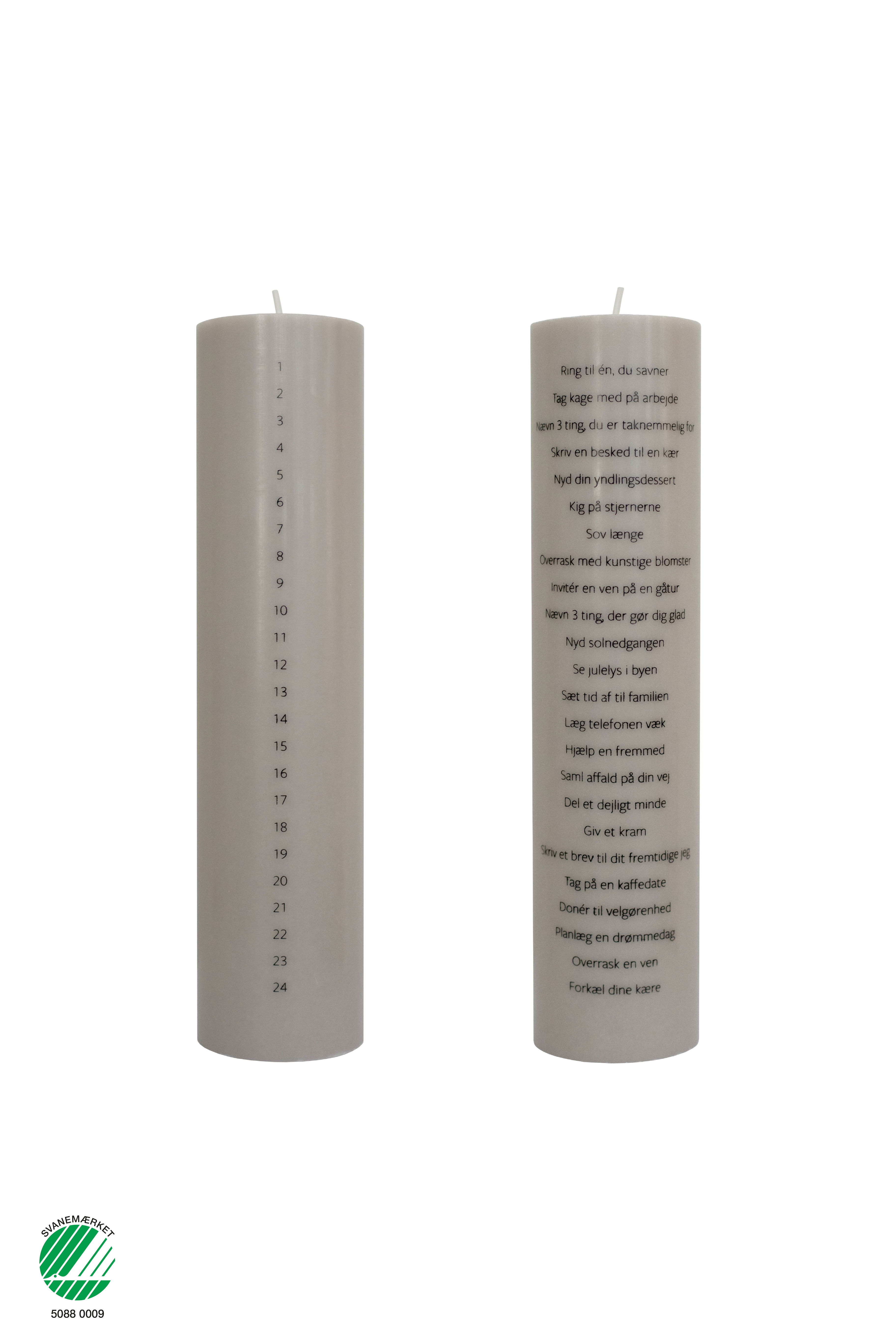 Svanemærket kalenderlys fra Specktrum i farven taupe med 24 øjeblikke af selvforkælelse på hvid baggrund.