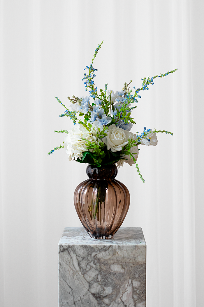 kunstig hvid rose og hortensia fra specktrum
