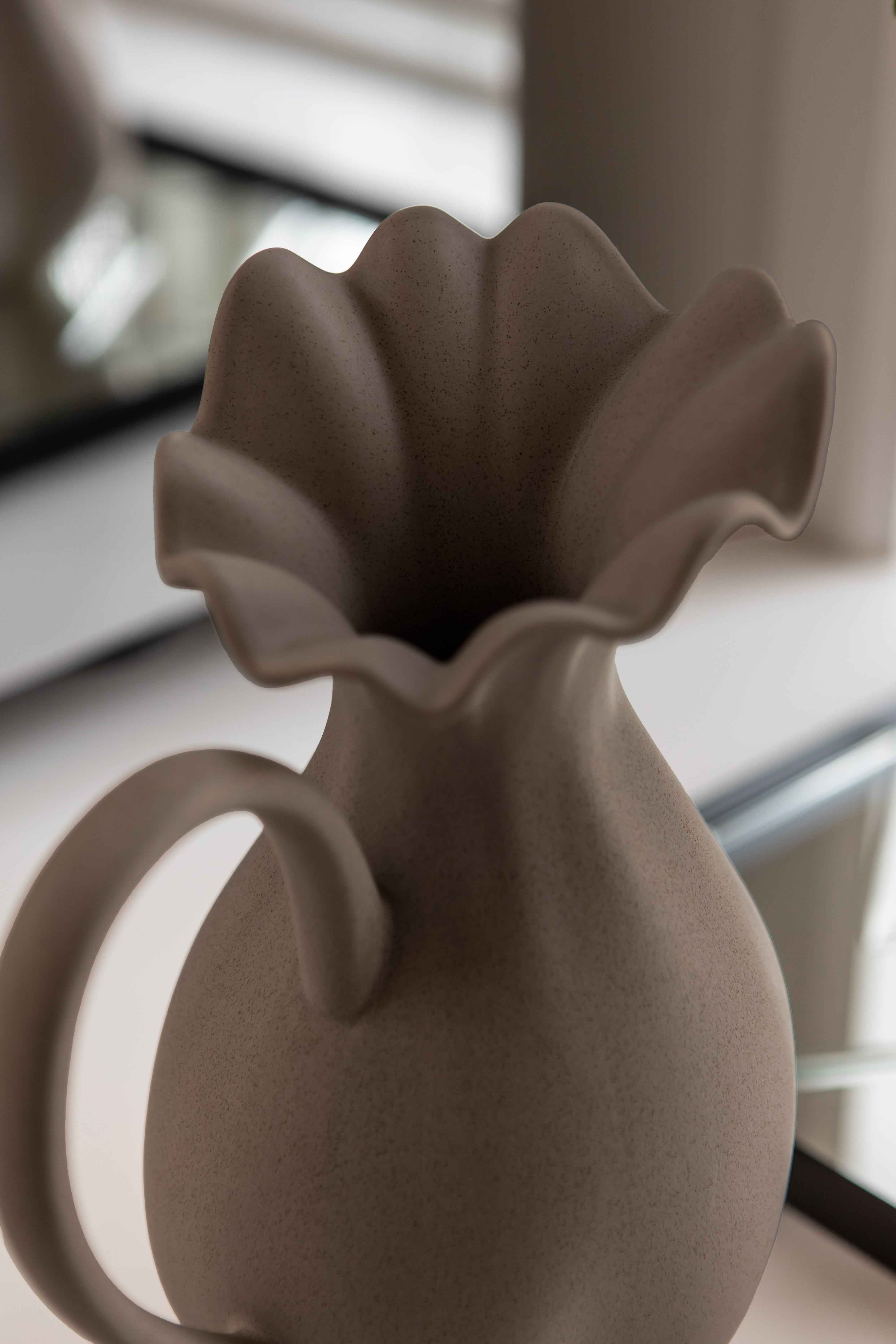 Nellie Kande - No. 3 | Brun