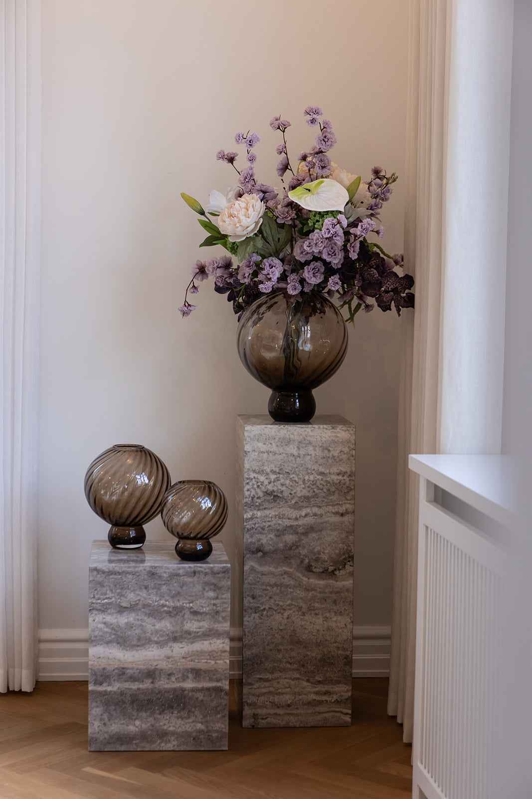 Phantom Bord - Thunderstorm Pedestal