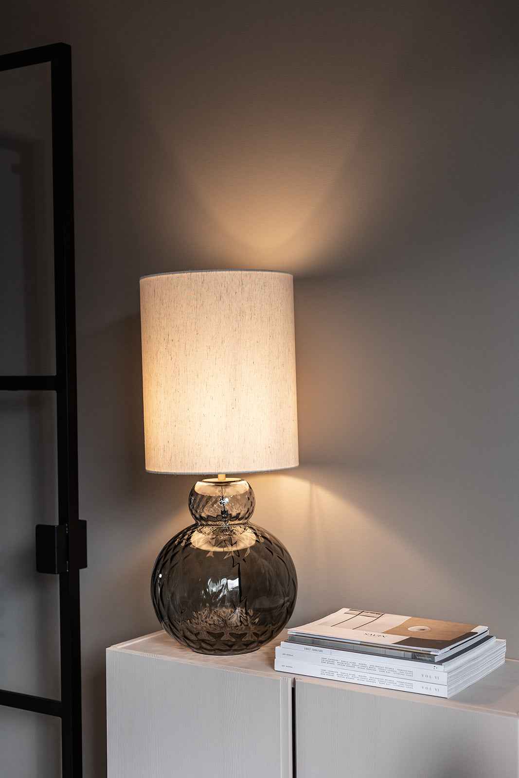 Lily Bordlampe - Grå | Harlequin