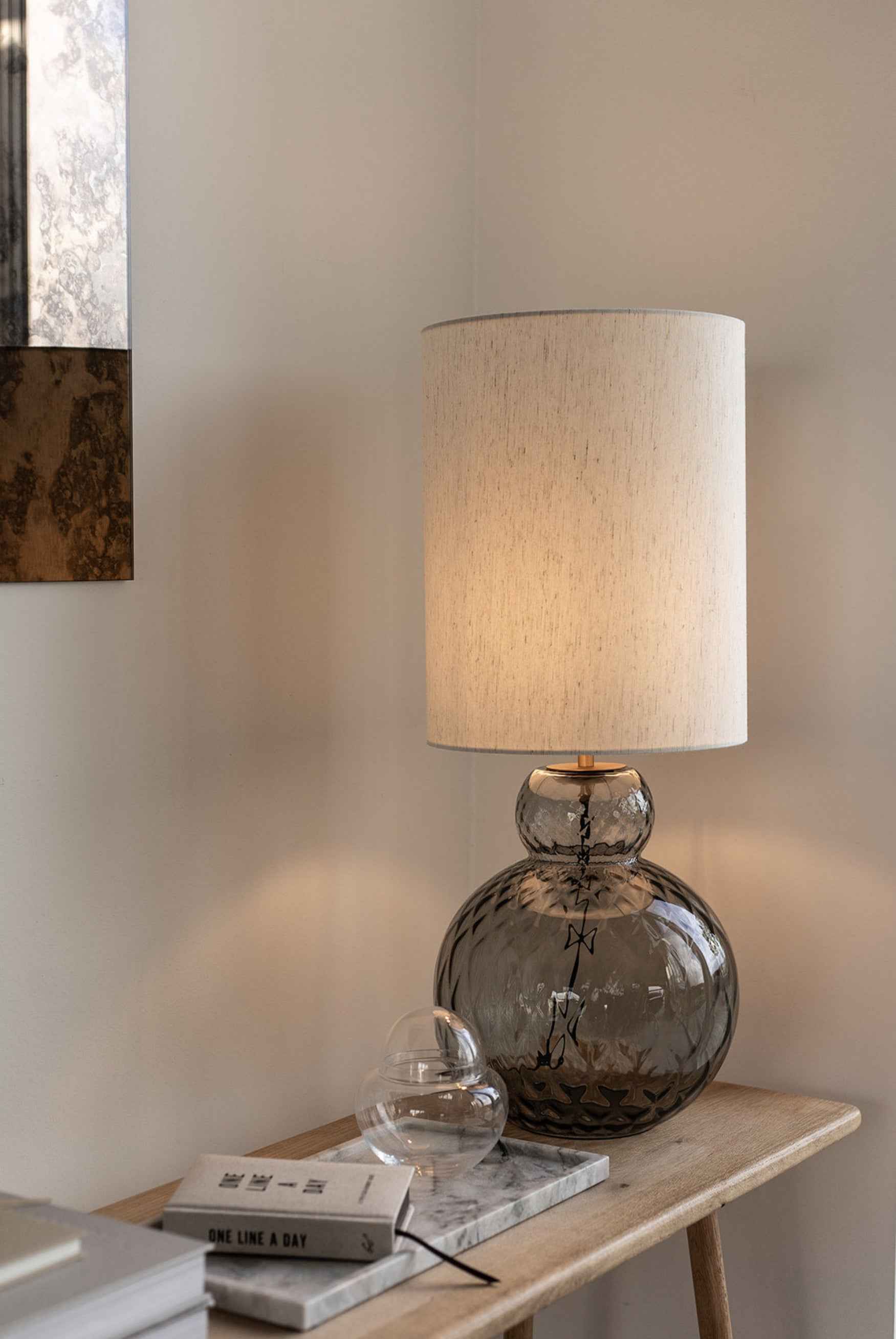 Lily Bordlampe - Grå | Harlequin