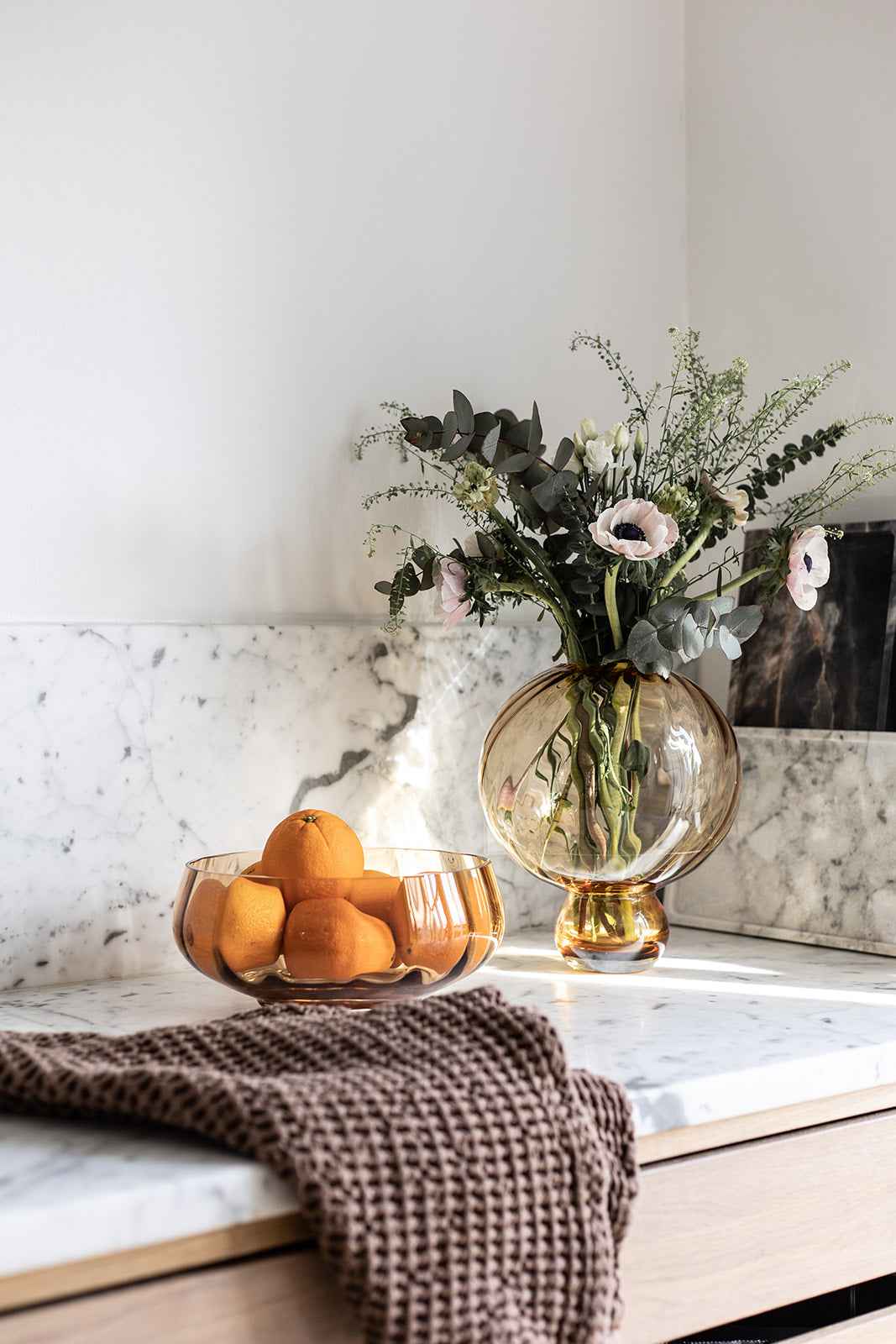 Meadow Swirl Vase - Amber | Mellem