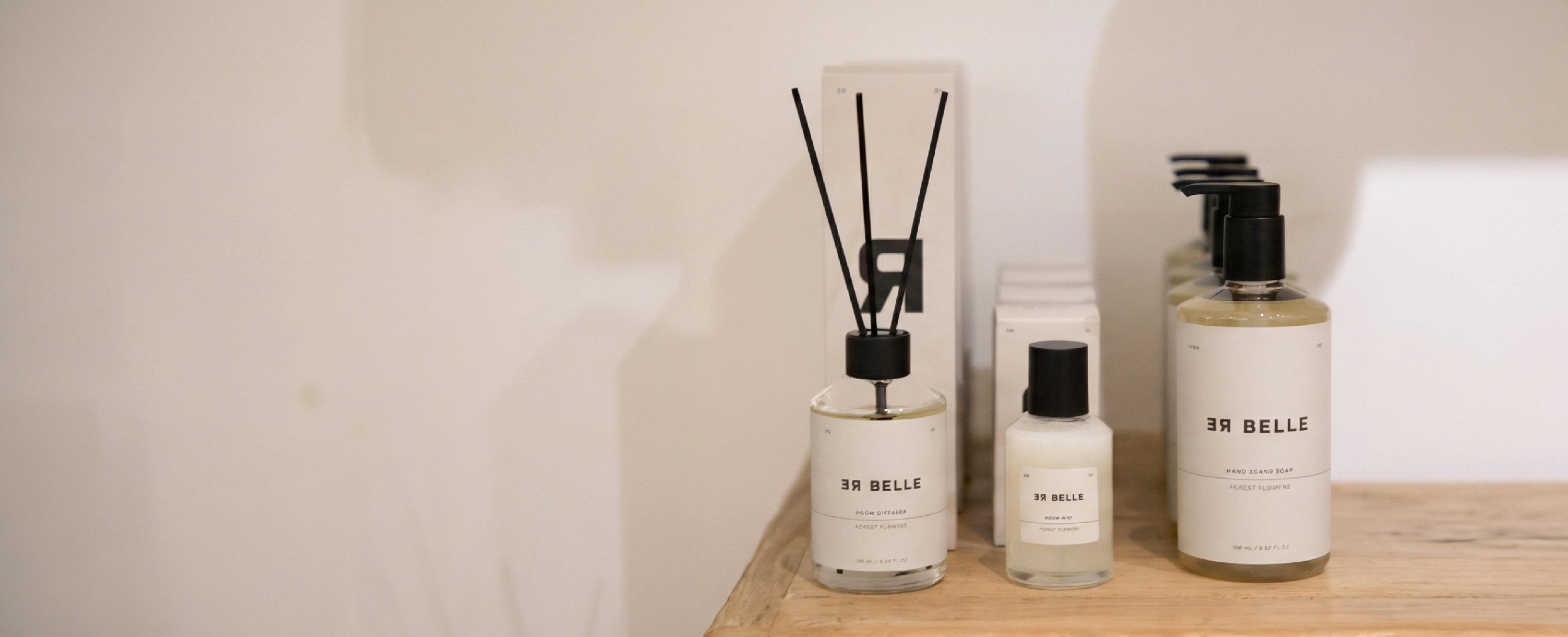 Specktrums udvalg af duftpinde og duftolie