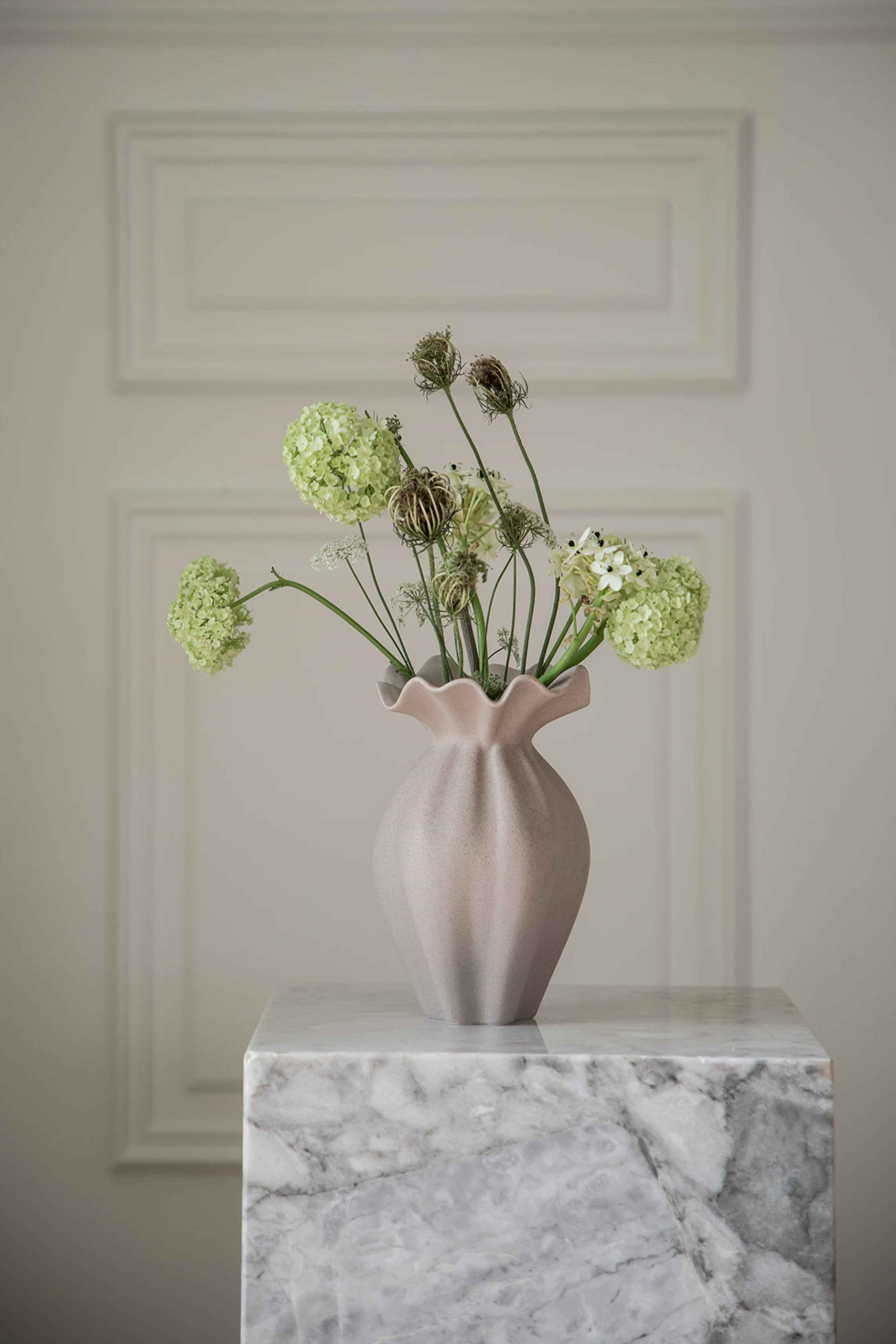 Nellie Vase - Sand | Mellem