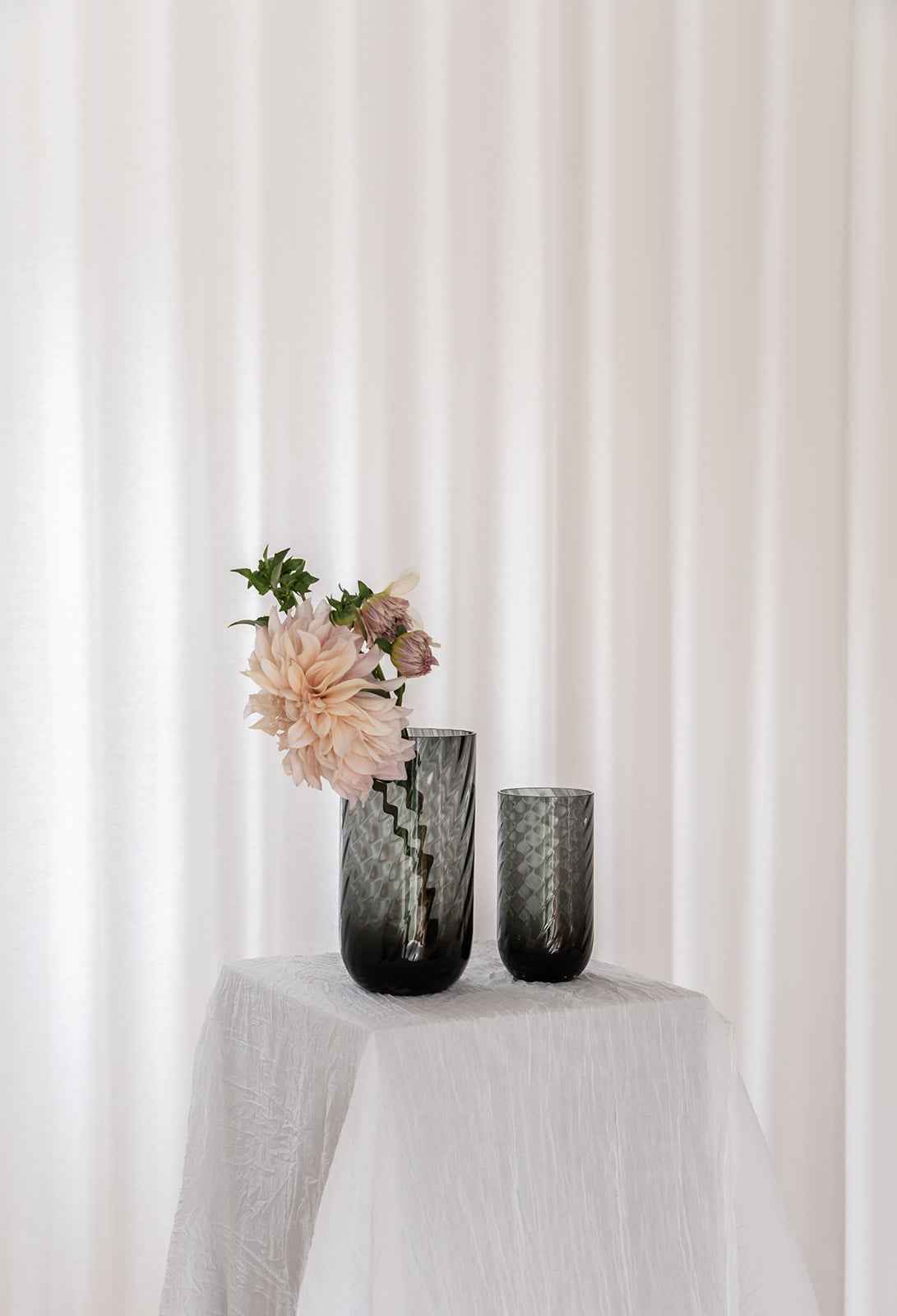 Meadow Swirl Cylinder Vase - Grå | Lille