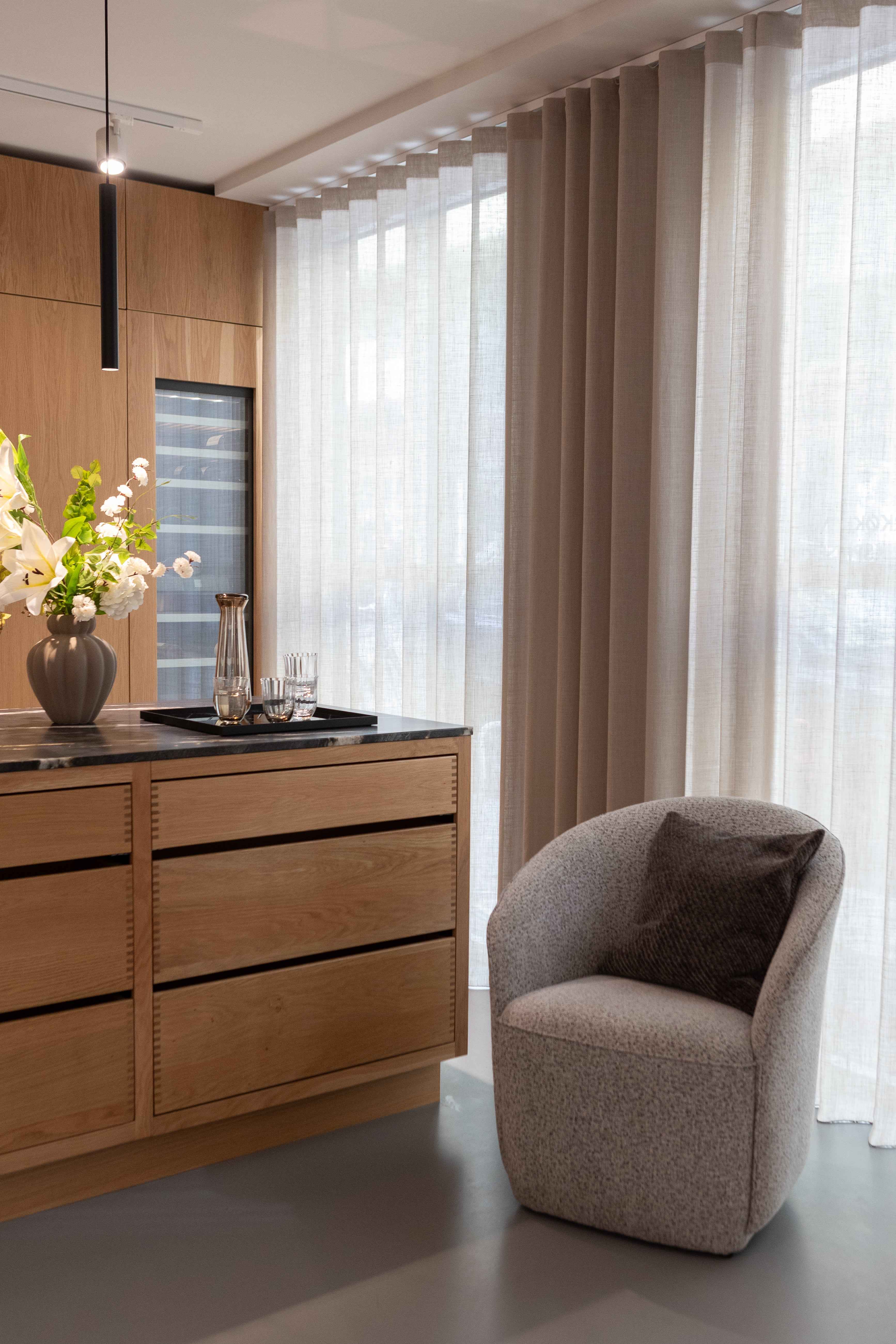 Olivia loungestol - Sand/Sort