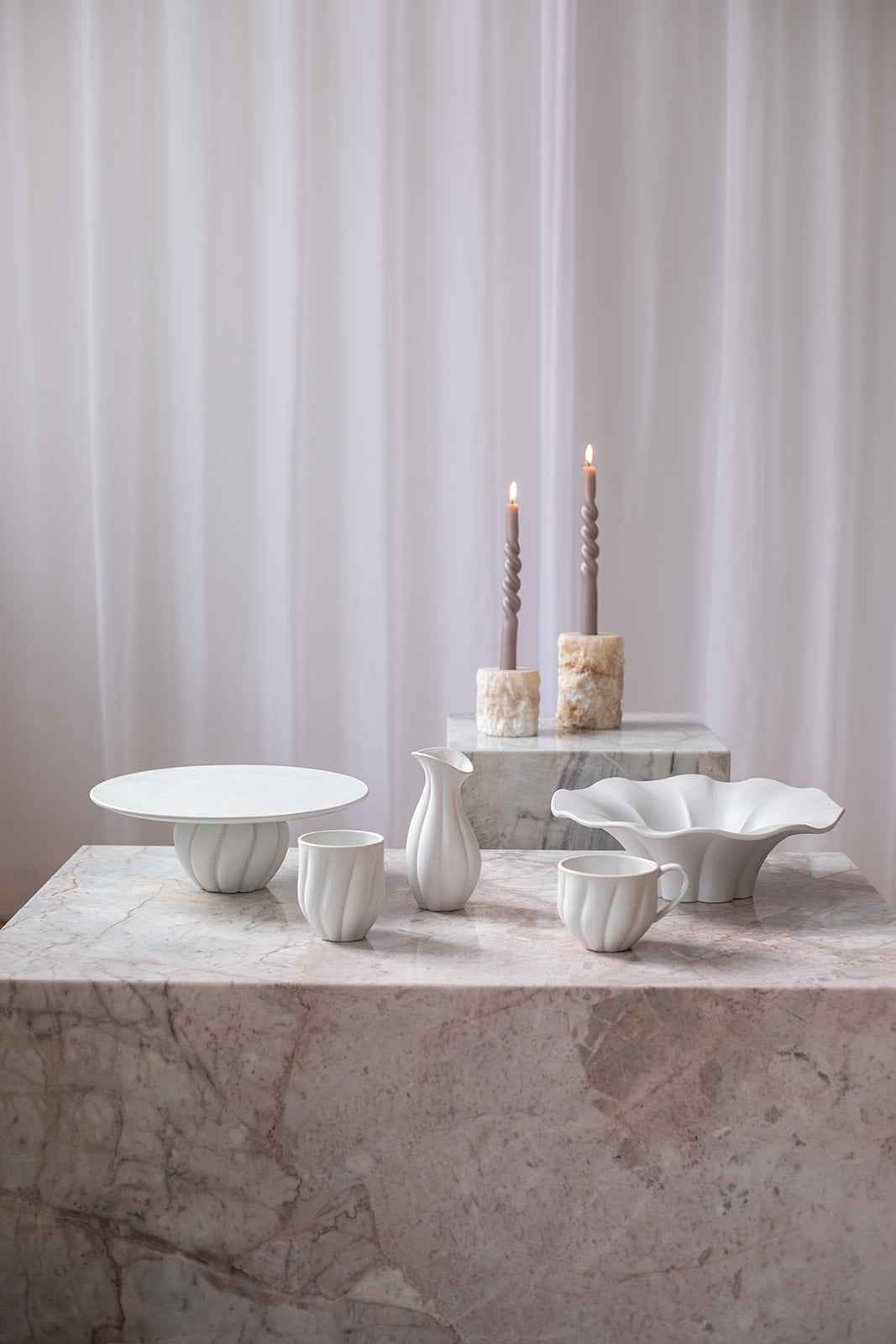 Nellie Kagefad - Off White