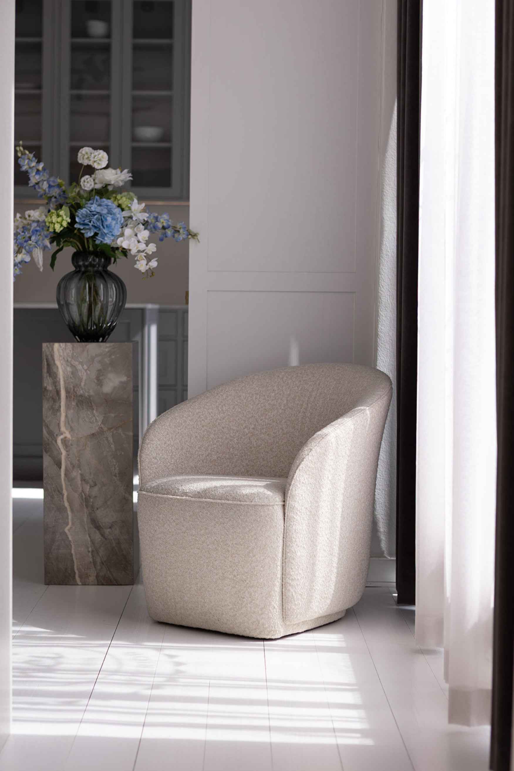 Olivia loungestol - Sand Bouclé