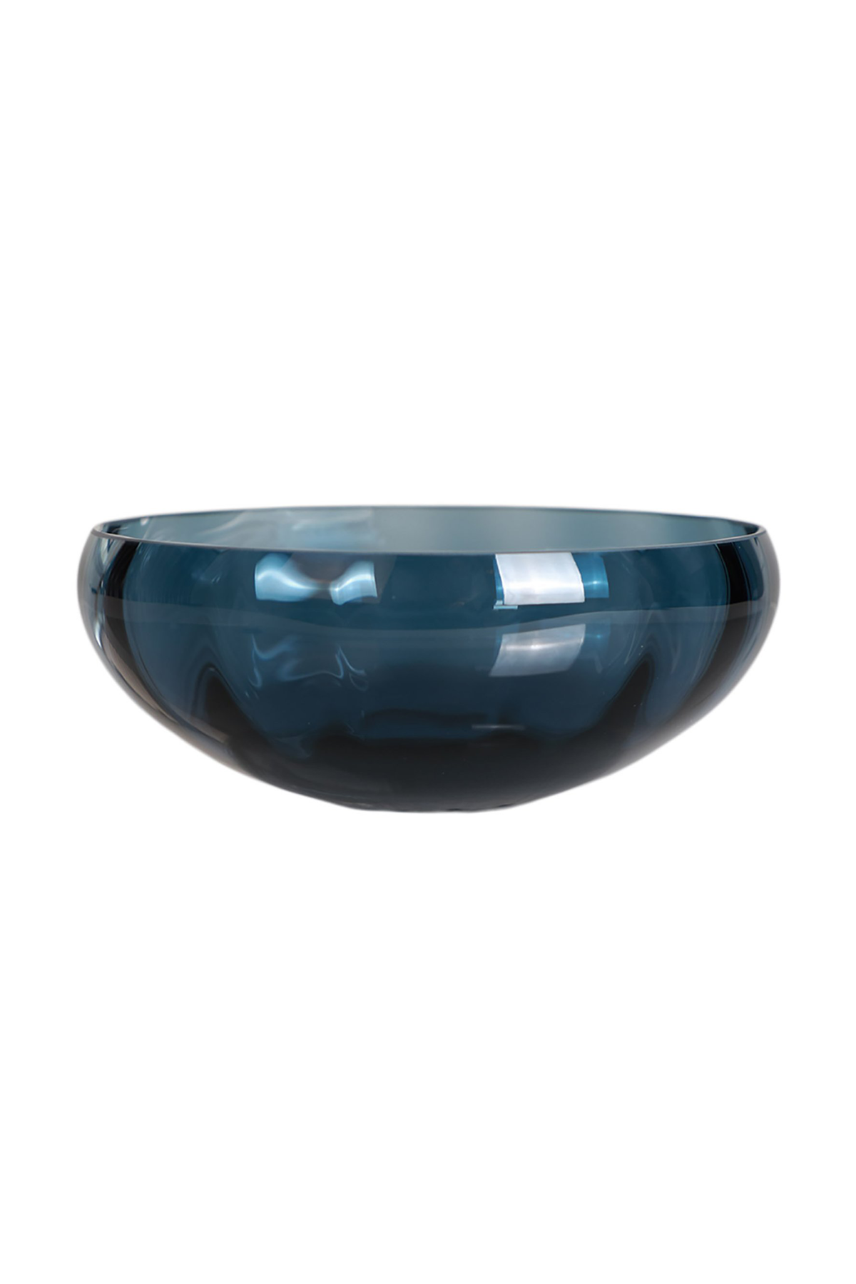 Rund glasskål i gennemsigtigt dybblåt glas. Skålen har en blød, organisk form med glatte sider og let afrundet bund.