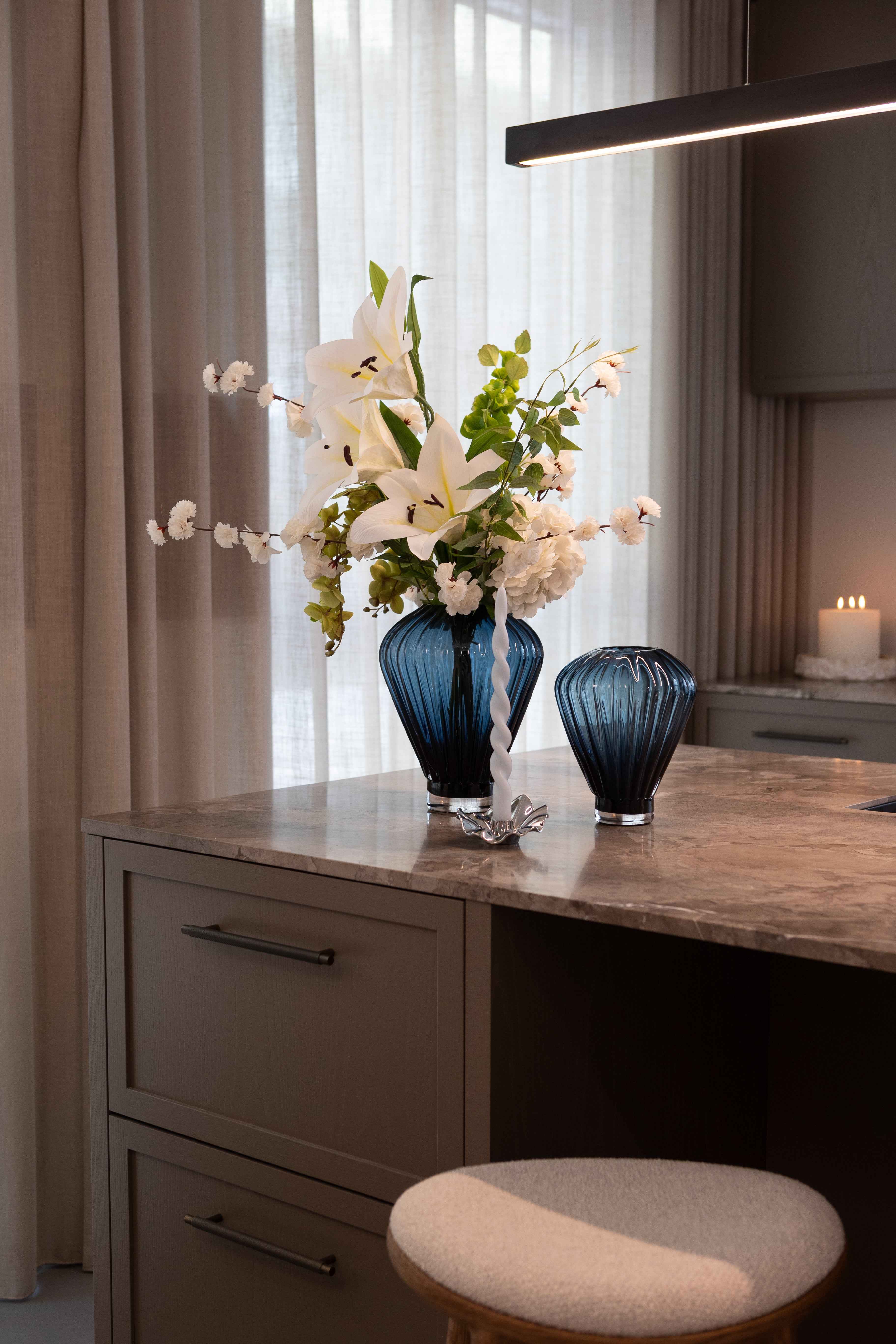 Evelyn Vase - Blå | Mellem