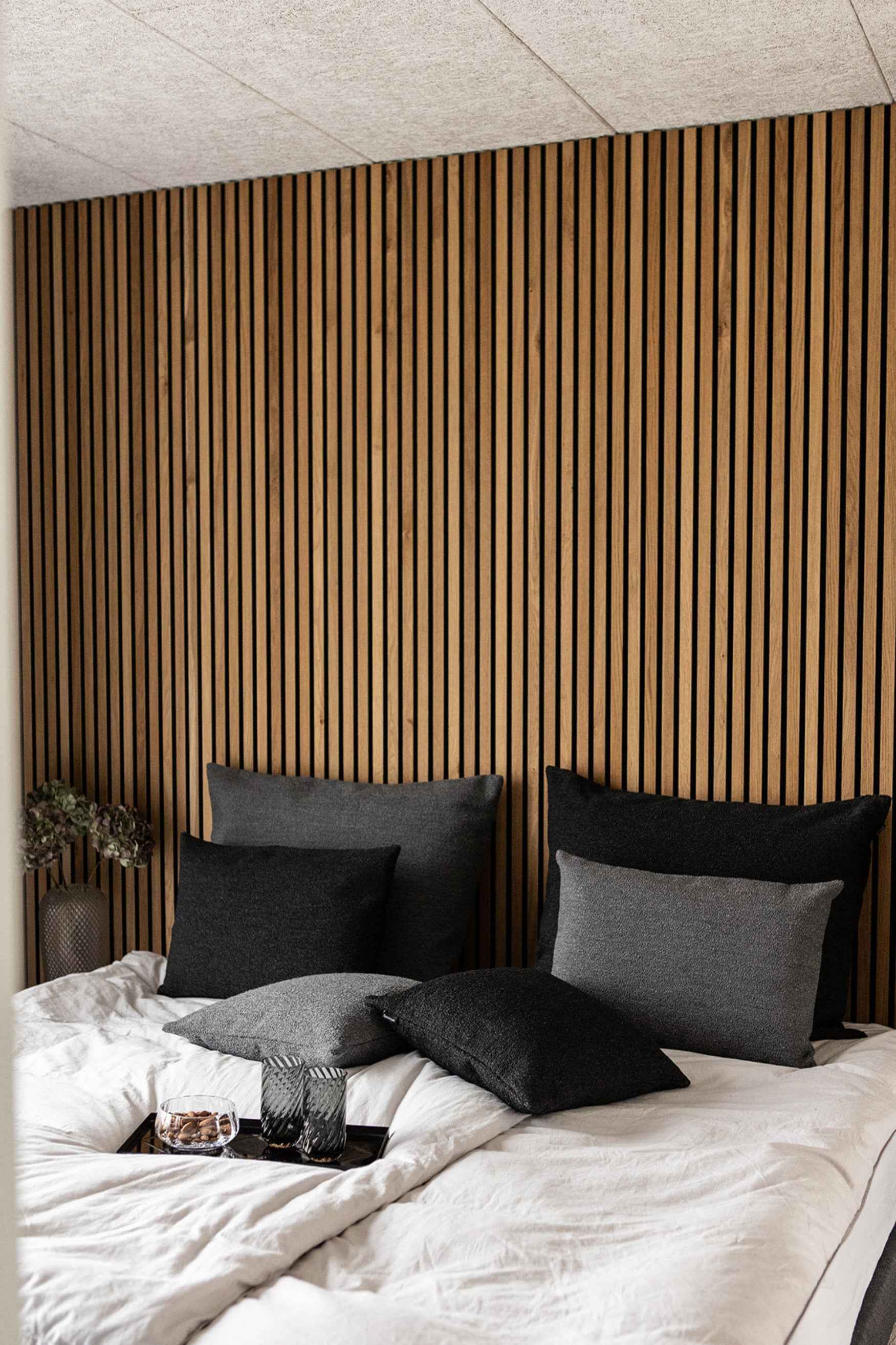 Wilma Pude - Mørkegrå | 40*60