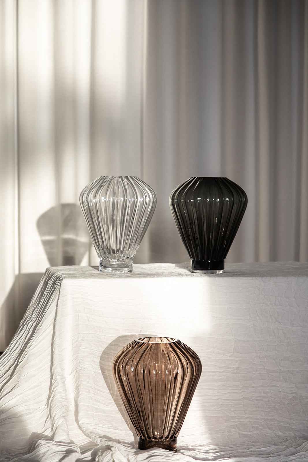 Evelyn Vase - Klar | Mellem