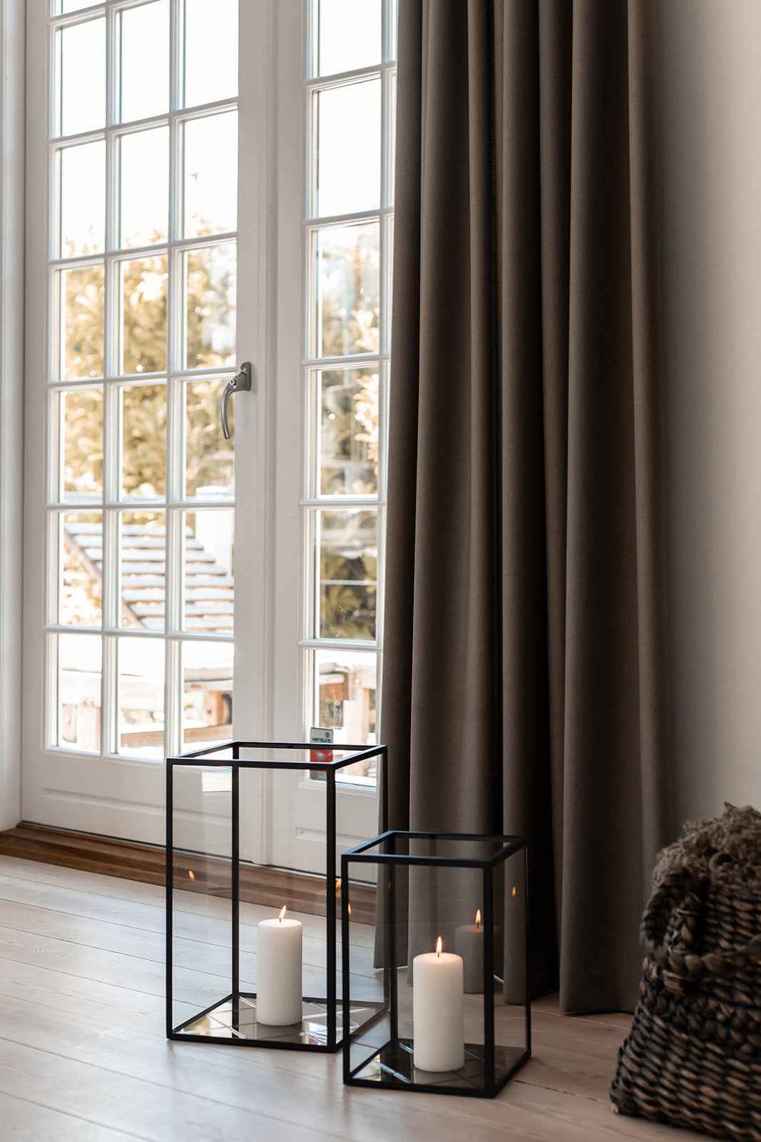 Harlequin Lanterne - Bronze spejl | Sort ramme | Mellem